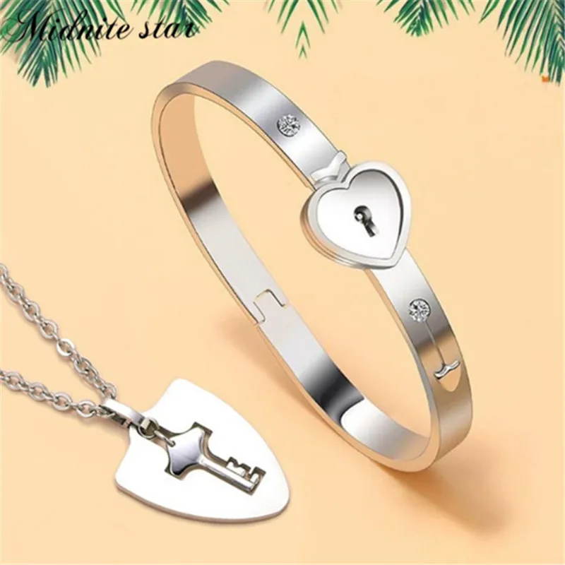 

Love Heart Lock Bracelets Key Pendant Necklace Fashion Bangles Couple Sets For Lovers Stainless Steel Jewelry