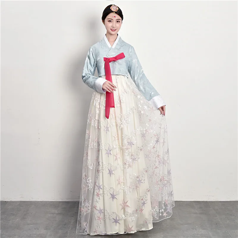 

Traditional Korean Clothing Women Hanbok Dress Asian Nationality Retro Palace Embroidery Long Sleeve Hanbok Performance Costume