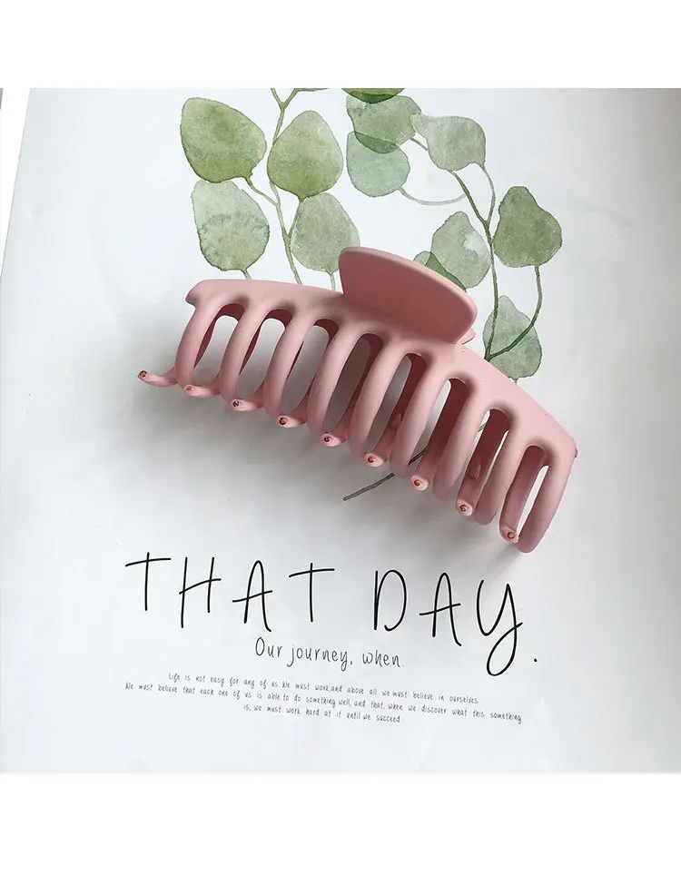 11599174825_1877422674