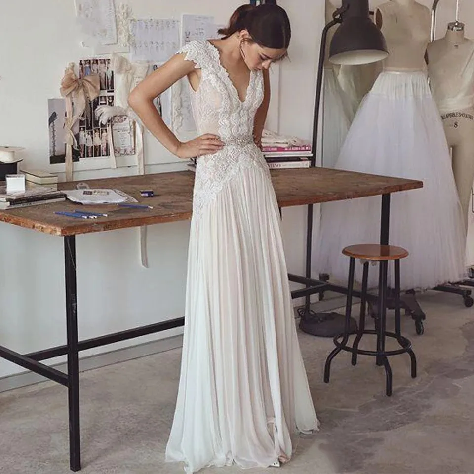 Boho Wedding Dresses 2025 Bohemian Wedding Gowns with Cap Sleeves V Neck Open Back Pleated Skirt Elegant A line Gown Customized 2