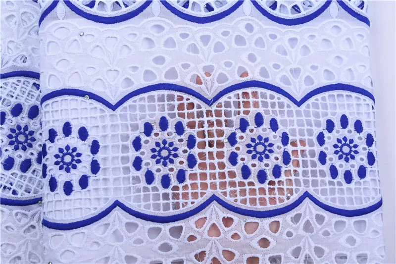 H69207c355b714432a6ac8a40b3ac19b69