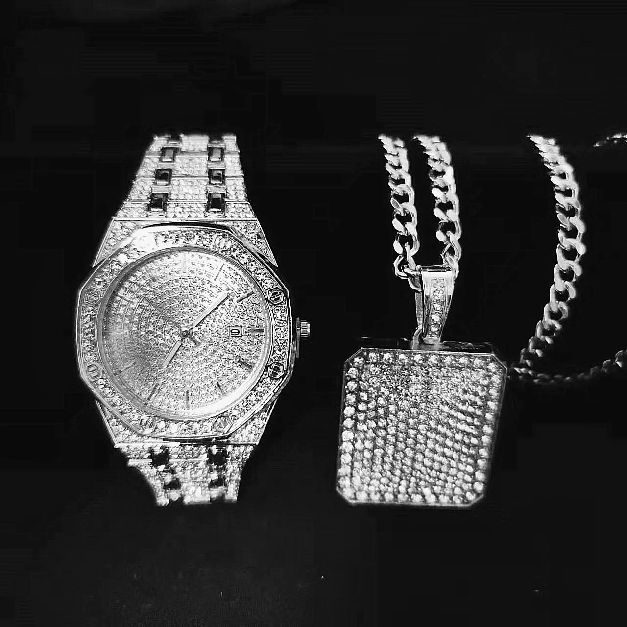 Iced Out Watch Necklace for Men 2pcs Luxury Diamond Watch Men Bling Fashion Hip Hop Jewelry Set Mens Gold Watches Date Relogio