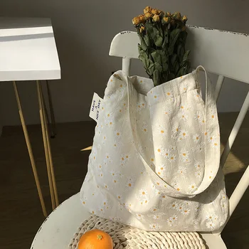 

2020 Casual Floral Large Capacity Totes Design Embossed Daisy Handbags Canvas Shoulder Bags Books Bag Shopping Bag For Girls