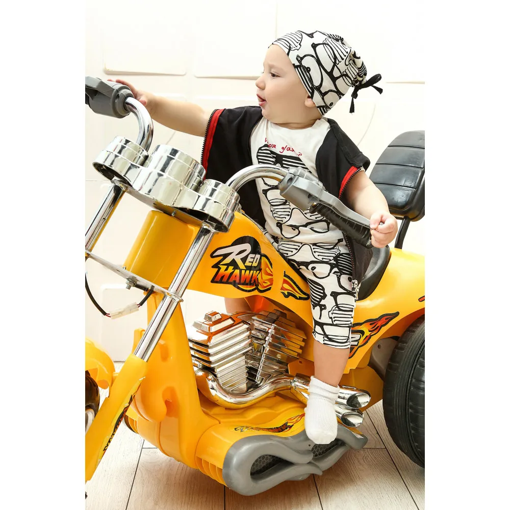 Комплект 3 ка: футболка штаны жилетка + шапочка RBC ML375444 для мальчиков