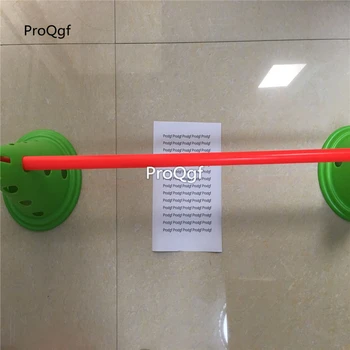 

Ngryise 1 Set 30cm football barrel with 1 pole green barrel with orange pole