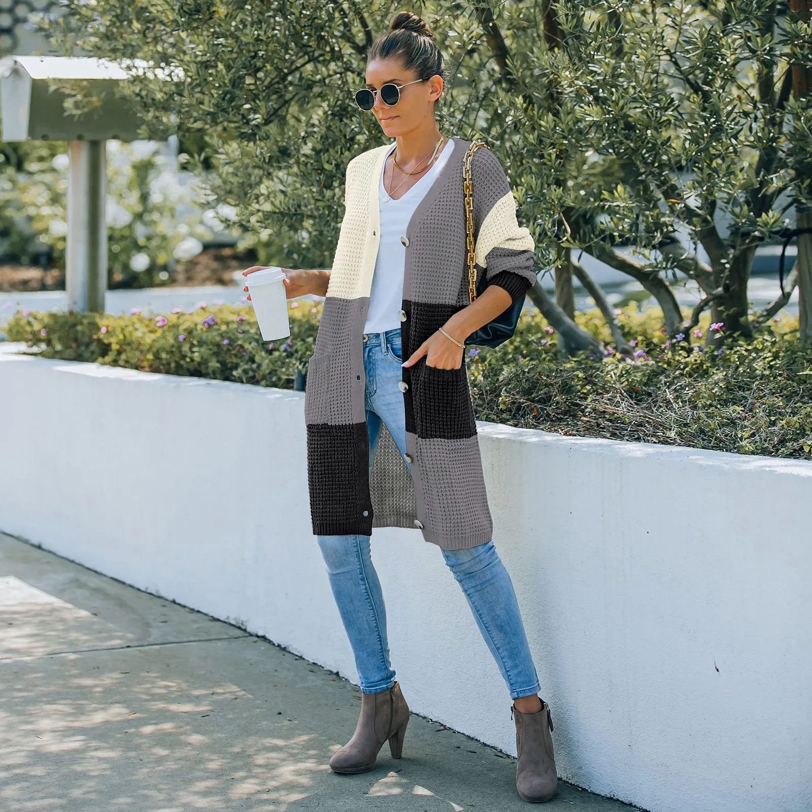 Autumn And Winter Fashion New Cardigan Sweater Women Long Sleeve Pockets Contrast Color Loose Sweater Elegant Single Breasted