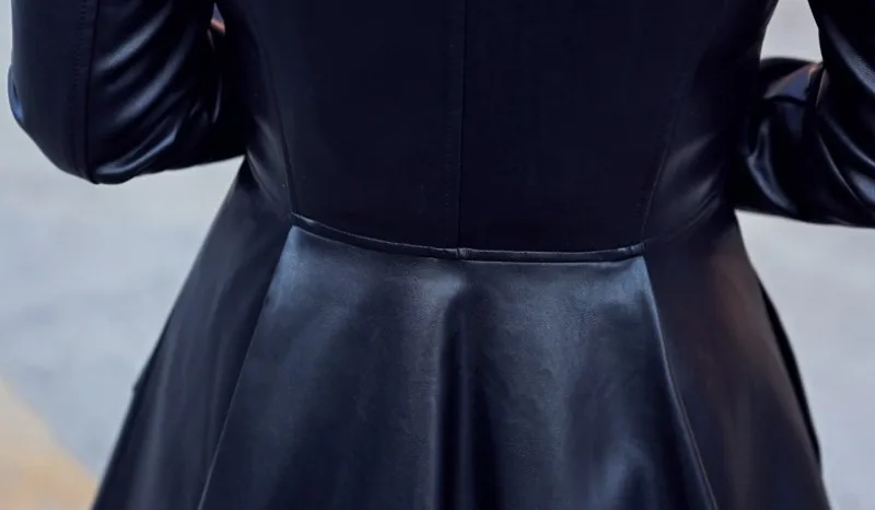 Осенний кожаный плащ для женщин; большие размеры 6XL; однобортные Куртки из искусственной кожи с длинными рукавами; женское кожаное платье черного цвета