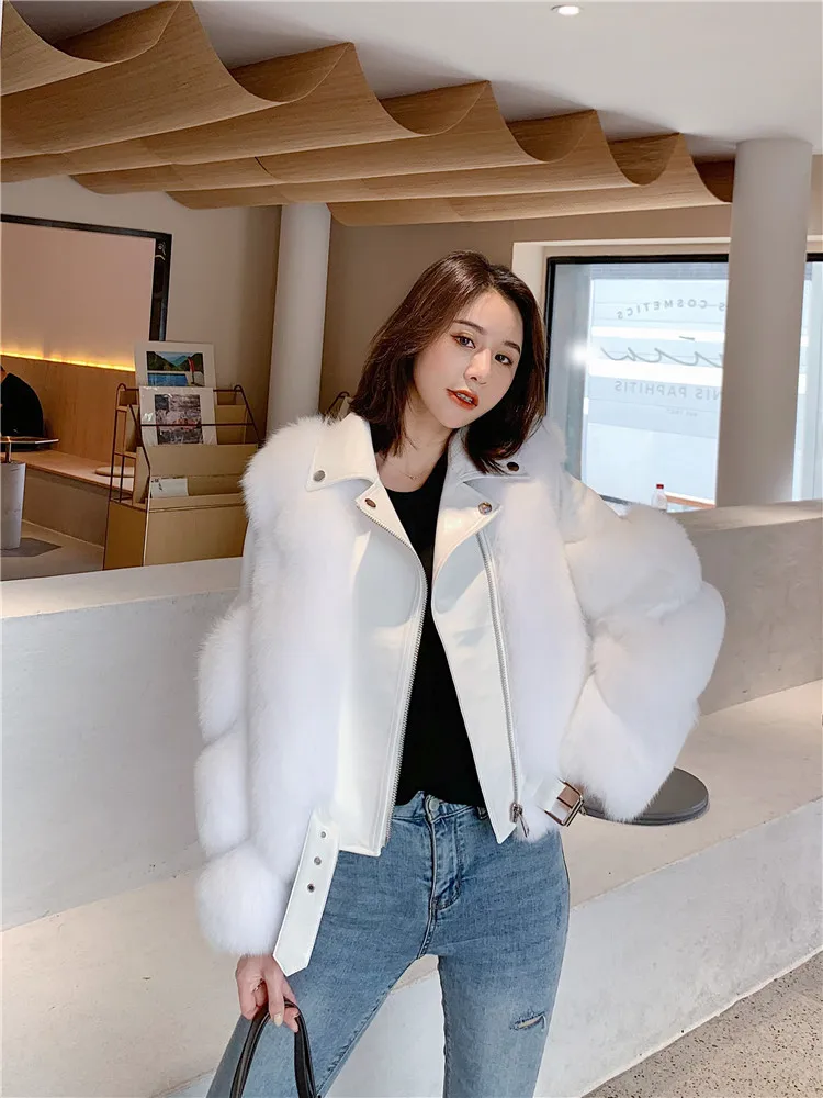 

2020 new whole skin fox fur coat female locomotive model short and thin fur coat net red