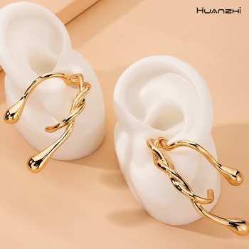 

HUANZHI 2020 New Retro Gold Color Metal Geometric Irregularly Twisted Stud Earrings Punk For Women Girls Gift Jewelry