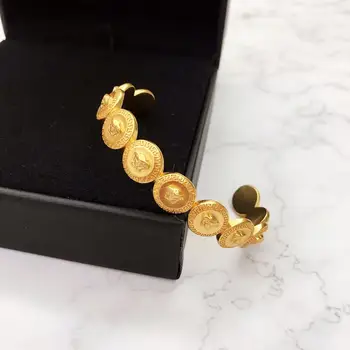 

Beautiful Lady's Bracelet Internet Celebrity Favorite Instagram Popular Fashion Vintage Luxury Brass Bracelet