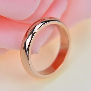 

The new best selling personality version of the simple personality pattern titanium steel index finger ring tail