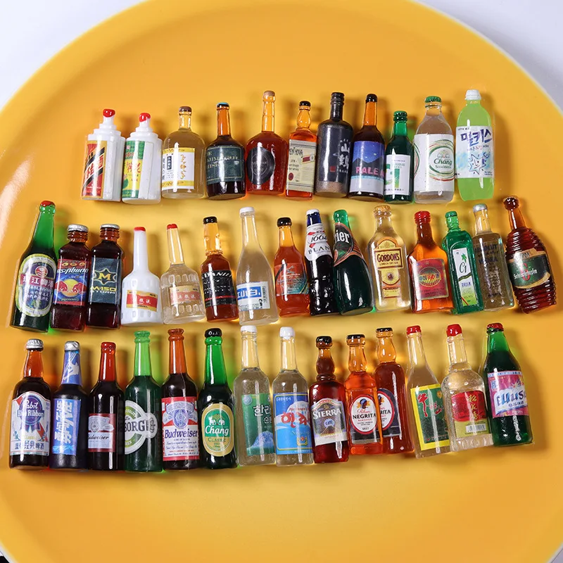 Mini Drinks Bottle for 1:12 1:6 Dolls Toy Dollhouse Decoration Part Kids Toy Pretend Play Gift 10/20 pcs