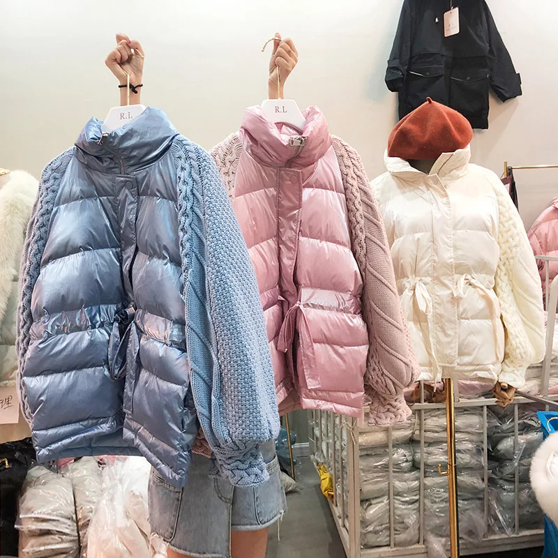 Dongdaemun стиль Шань Стиль Знаменитостей вязаный рукав соединение Талия обнимает похудение пуховик женский короткий рост пальто Fa