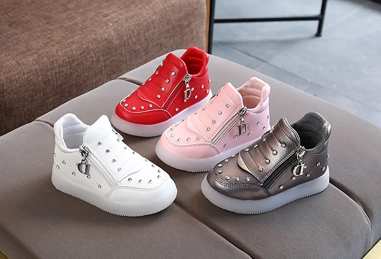 Светящиеся ботинки для девочек; сезон весна-осень; Повседневные детские сапоги со светодиодной подсветкой на плоской подошве для малышей; светящиеся Детские сапоги; зимние сапоги