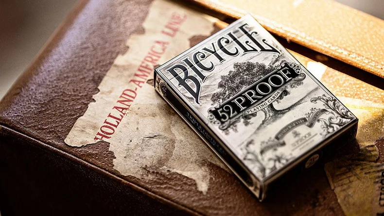 EXECUTIVE DECK OF PLAYING CARDS BY ELLUSIONIST BICYCLE MAGIC TRICKS POKER SIZE 