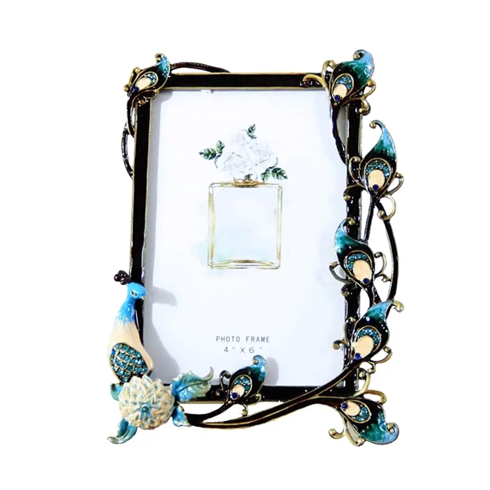

European Classical Photo Frame Creative Craft Gift Home Living Room Decoration Photo Studio Set Table Peacock