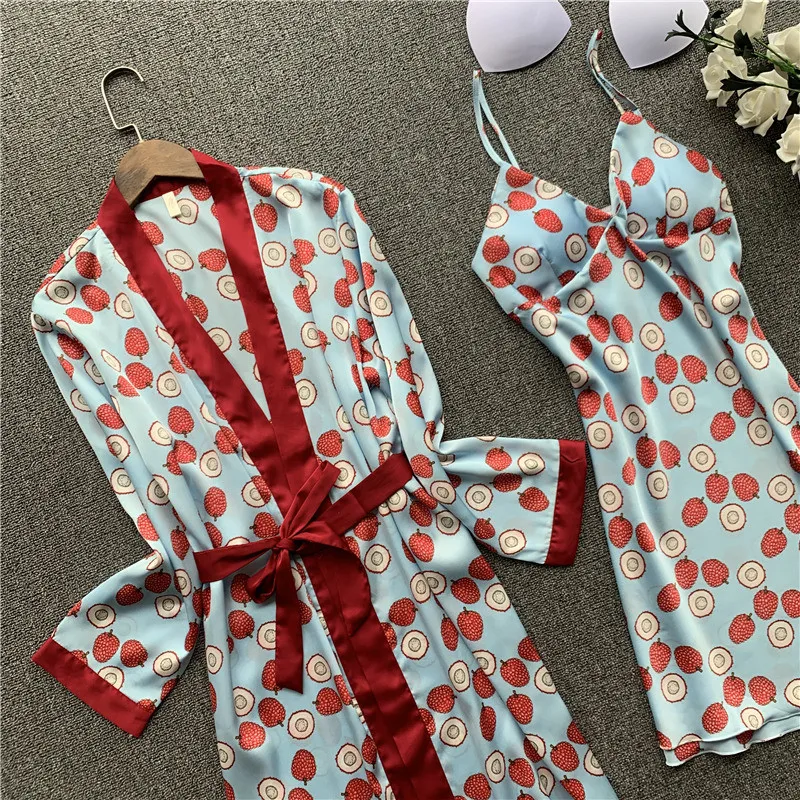 13130829101_2043651032