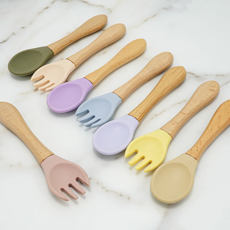 100% Natural Food Grade Inventory Easy To Rinse Spoon Weaning Unbreakable Rubber Fork Dishwasher Safe Feeding Set