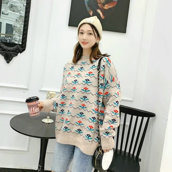

2020 Autumn Winter New Loose Small Flower Jacquard Half Turtleneck Knitted Sweater Women Chic Super Fire Popular Shirt Tide
