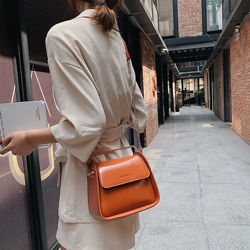 

2019 summer minority saddle bag metal horizontal bar handheld oblique arm retro ins hundred laps of Shangxin quality sensitive