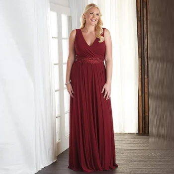 

Affordable Red Chiffon Full Length Deep V Neck Mother of the Bride Dresses Back Out Plus Size Wedding Guest Gowns Applique