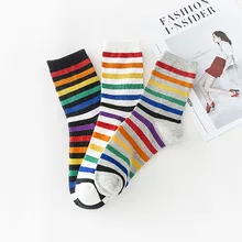 Дышащие носки с радужными полосками, осенние мужские и женские эластичные спортивные забавные короткие носки