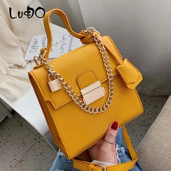 

Brand Snake Pattern PU Leather Luxury Handbags Fashion Chain Crossbody Bags For Women 2020 Vintage Ladies Clutch Female Totes