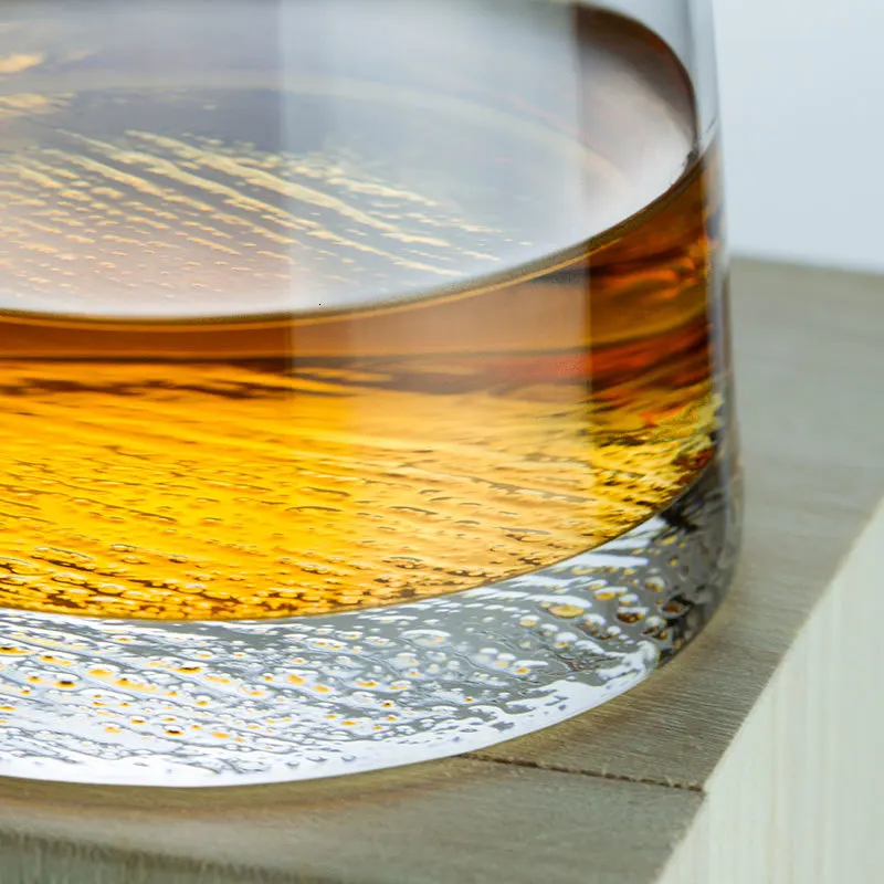 Japan Edo Kiriko Crystal Artwork Whisky Mug Mountain Moon Artistic Conception Whiskey Old Fashioned Glass Wine Tasting Tumbler