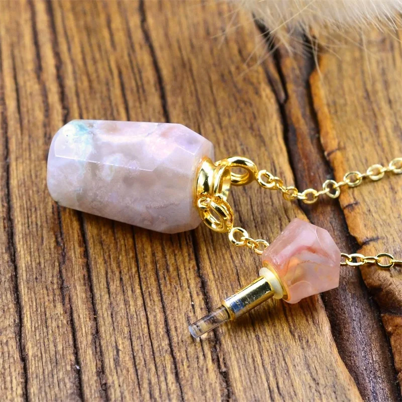 87f54cbe30f8228e09fa40fa3f8b0f3_看图王