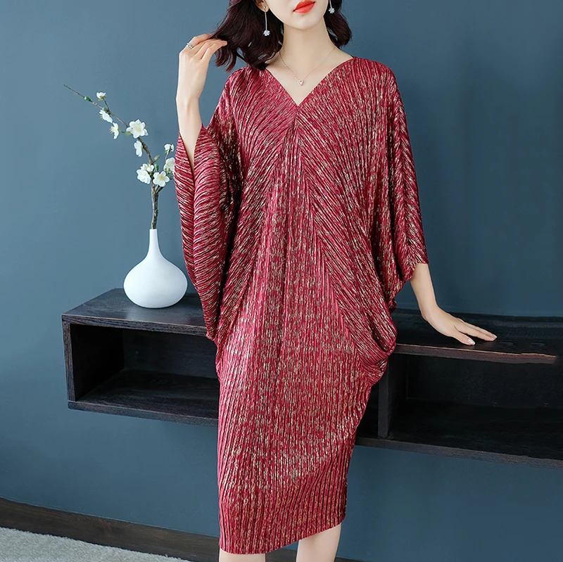 2021 New Women Autumn Loose Dress, Pleated Short Batwing ,Sleeve V Neck ...