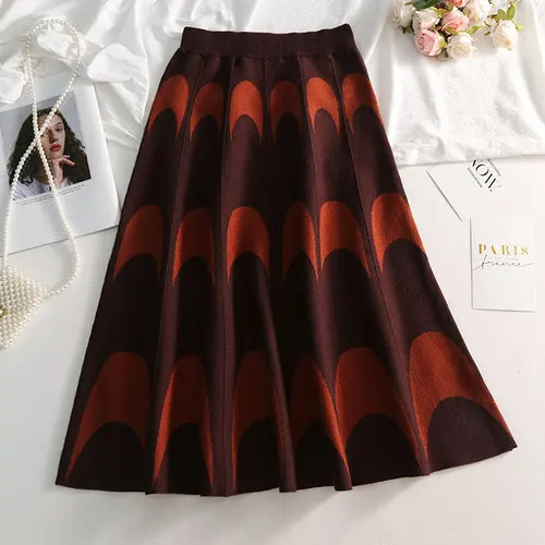 REALEFT Autumn Winter Warm Knitted Midi A-line Skirts High Waist Moon Pattern Casual Skater Skirts Female New Arrival - Цвет: Dark Brown