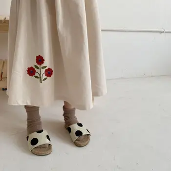 

ZMHYAOKE Summer 2020 Girls Embroidered Flowers Solid Color High Waist Skirt Retro Girls Skirt