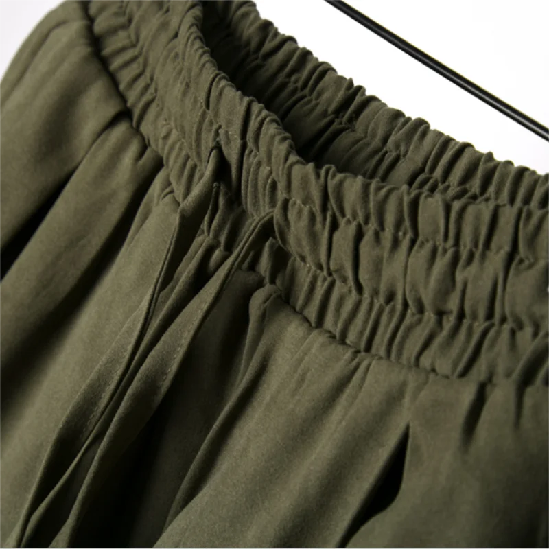 Рисунок 5 - Брюки мужские с карманами