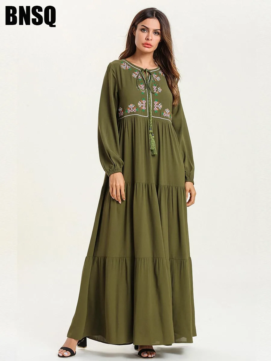BNSQ Arabian Большие размеры женское мусульманское Повседневное платье армейского зеленого цвета с вышитым длинным бантом молиться