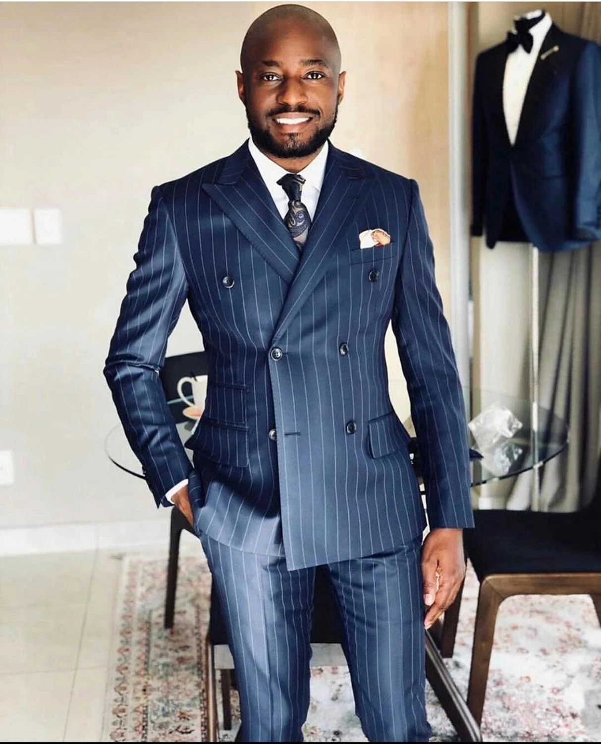 

New Double Breasted Wedding Tuxedos Pinstripe Mens Groom Suits Peaked Lapel Slim Fit Prom Party Blazer Jacket(jacket+pants)