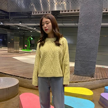 

Autumn and winter 2020 new cashmere base coat Korean twist round neck T-shirt women's loose short jumper
