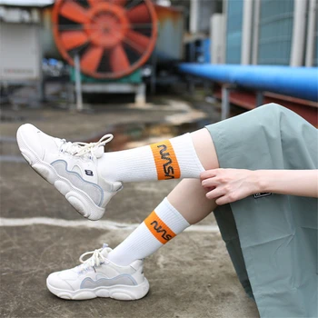 

1 Pair Korean Style Fashion Unisex Street Hip Hope Socks Women And Men New Personality Letters Middle Sock Female