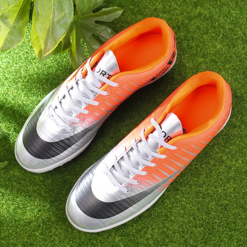 Уличная обувь для футбола Мужская Легкая спортивная обувь летние кроссовки дышащая футбольная обувь детские противоскользящие футбольные бутсы для мальчиков
