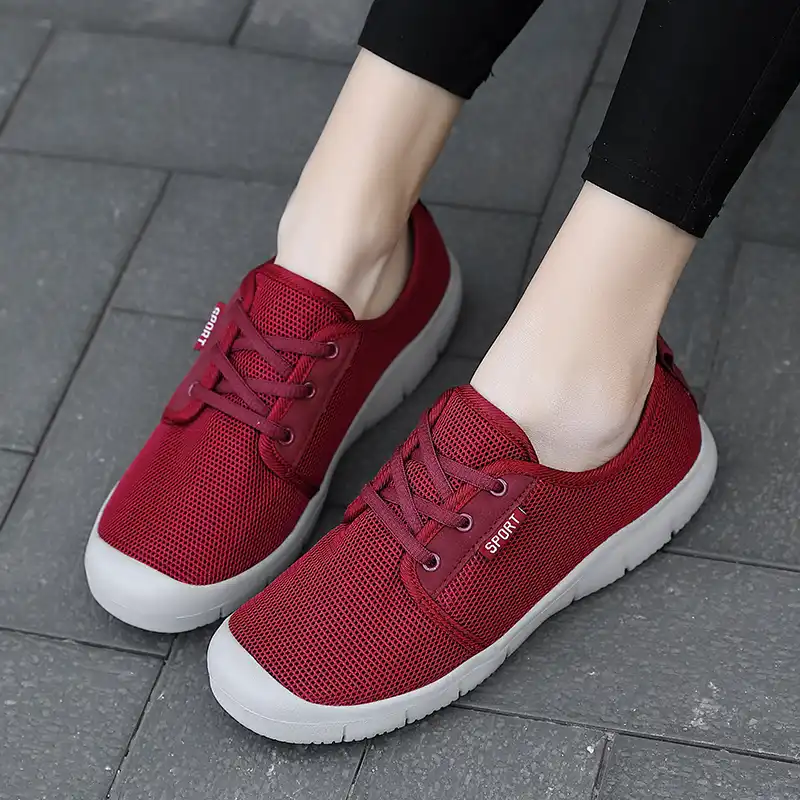 comfortable walking sneakers womens