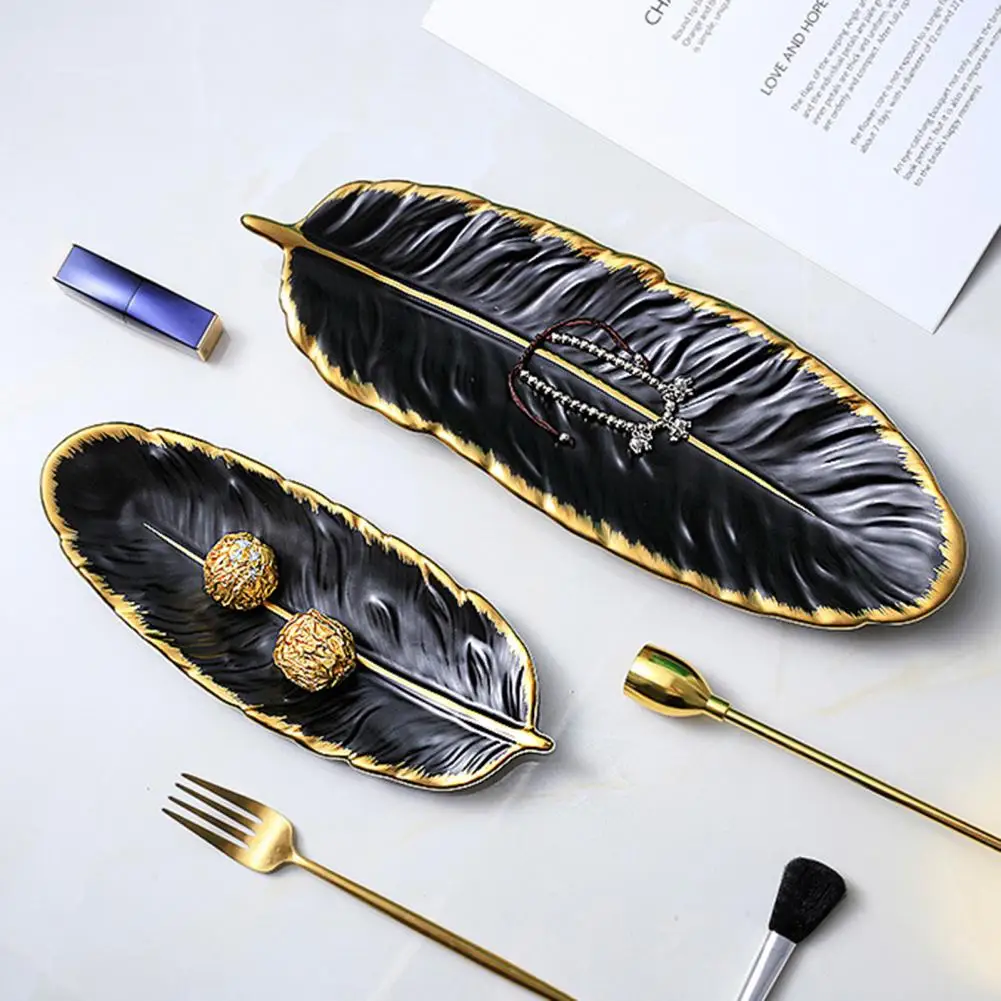 Nordic Luxuries Gilded Ceramic Dessert Plate Stylish Porcelain Creative Feather Shape Fruits Storage Plate Kitchen Accessories