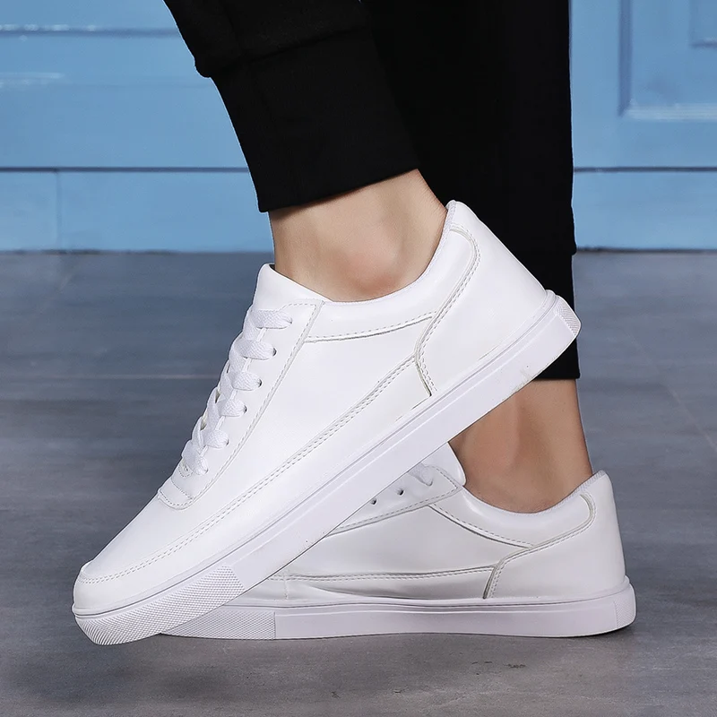 

2019 New Design Brand Shoes Men Casual Shoes Black Leather Lace Up Small White Solid Sneakers Male Flats Shoe Men Business Shoes