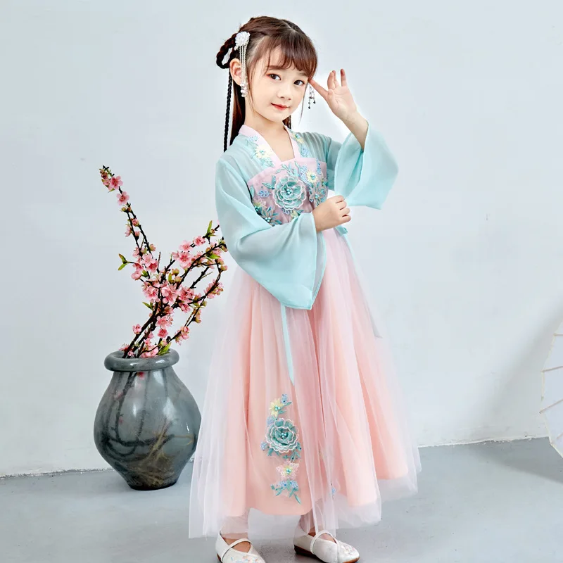 

Girls Chinese Clothing Chest-high Dress Fairy Child Immortal Ancient Costume in Element Elegant in Han Wind Improved Dress