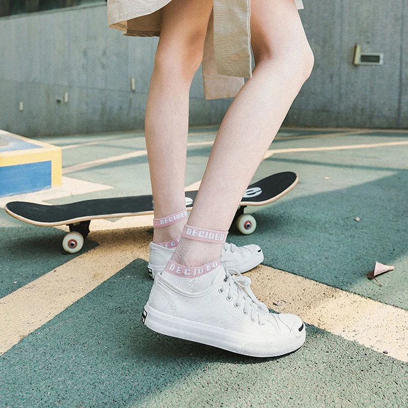 Женские хлопковые шелковые короткие носки яркие удобные свободного размера в