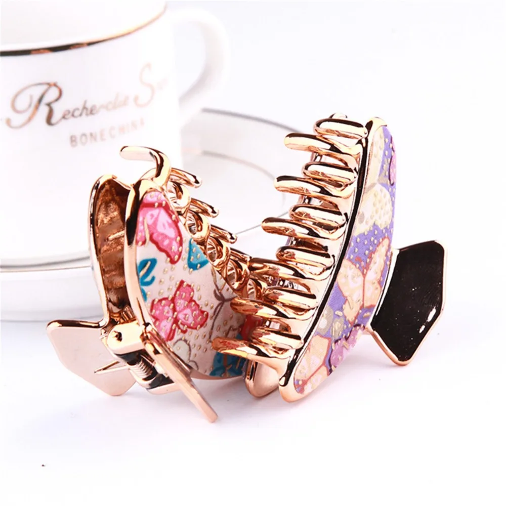 H82077bef99c242d797861d979886104a1