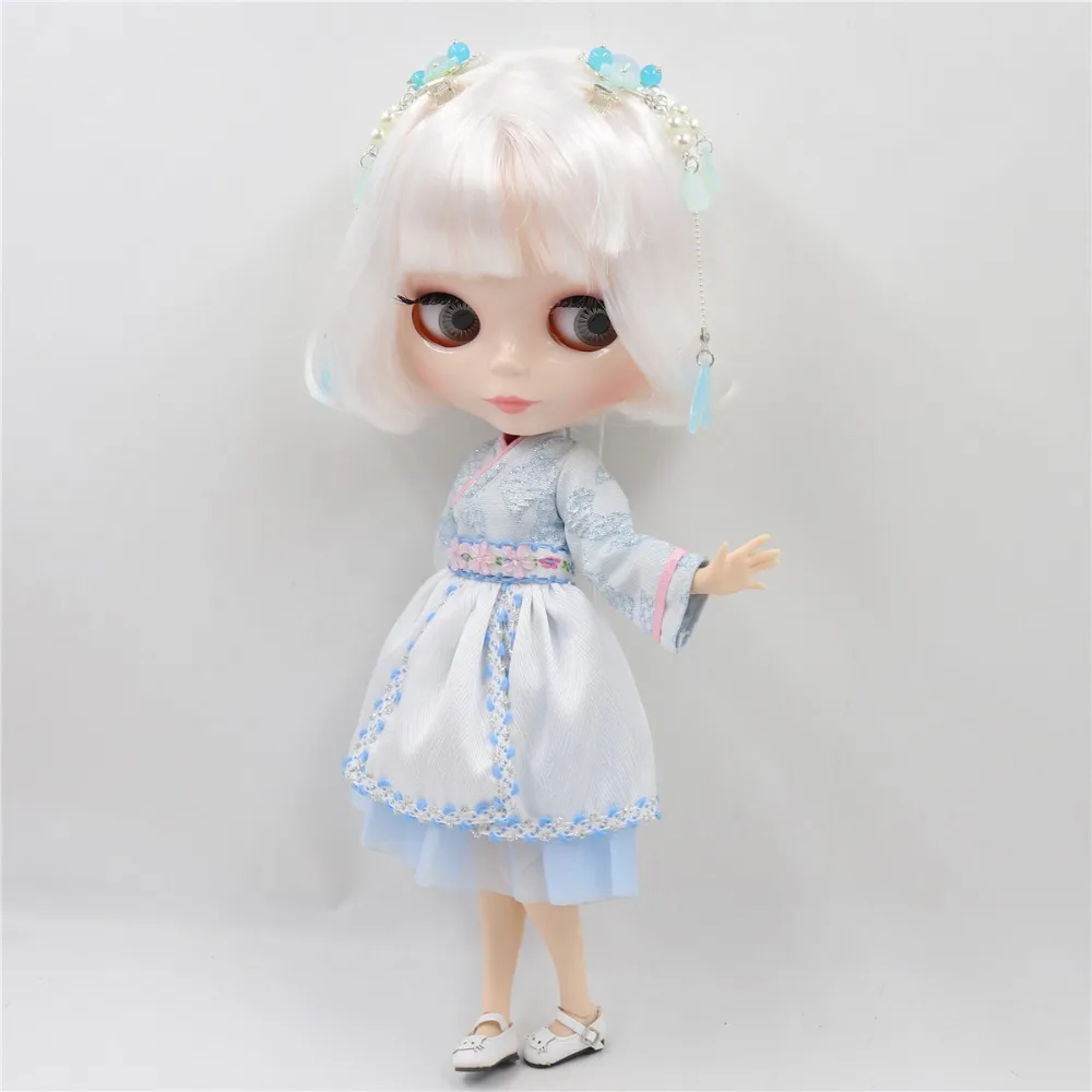 Neo Blythe Doll with Silver Hair, White Skin, Shiny Cute Face & Custom Jointed Body 2