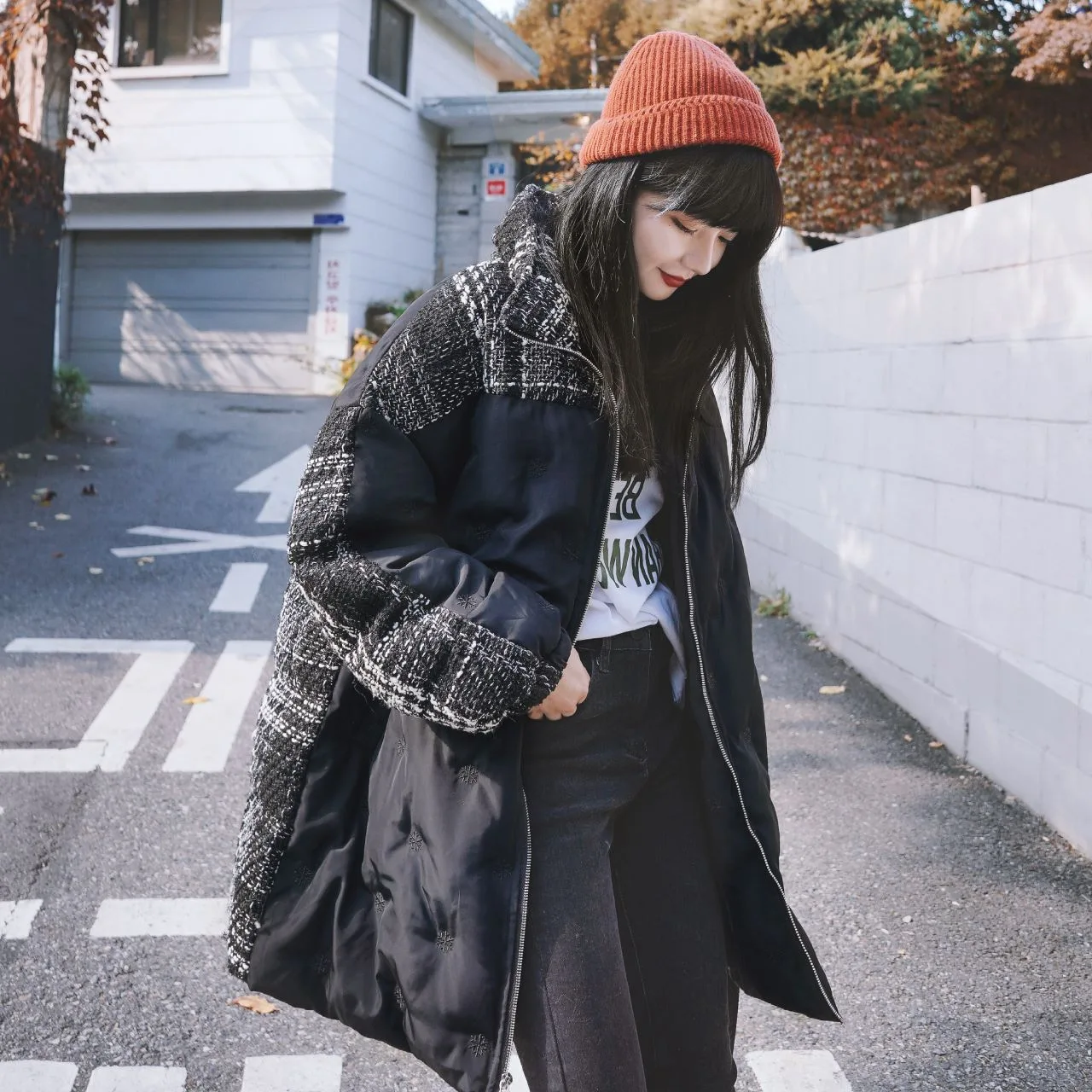 

Photo Shoot INS Graceful Embroidery Black Mid-length Stand Collar Pattern Joint Mock Two-Piece down Coat Cotton-padded Clothes W