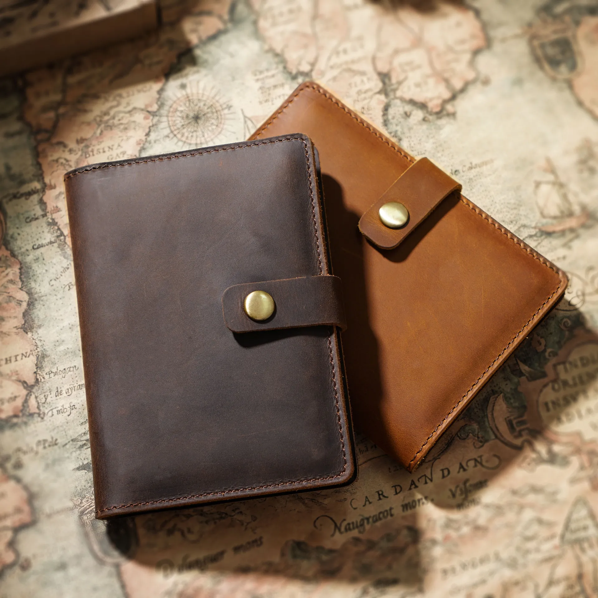 GENODERN Crazy Horse Skin Retro Passport Covers Genuine Leather Passport Bag Vintage Simple Passport Holder Travel Wallets