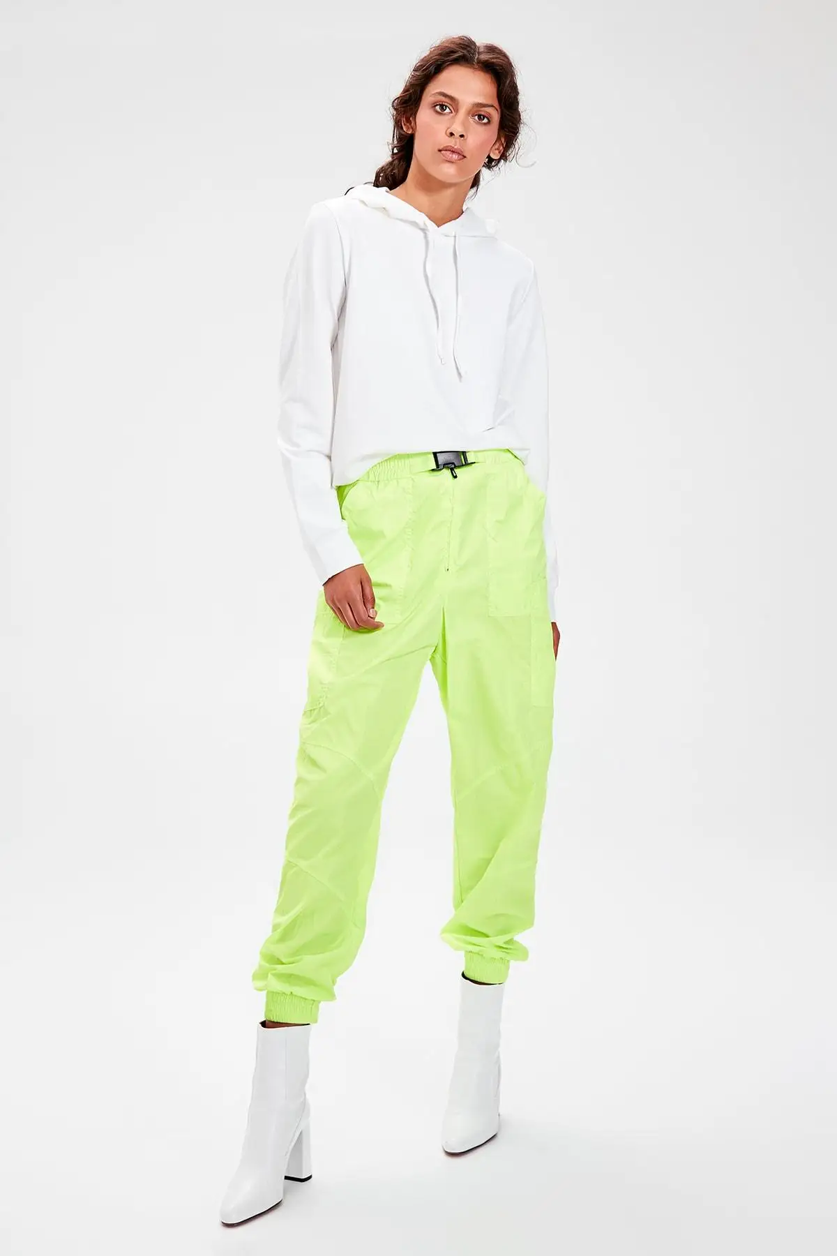 Trendyol экрю с капюшоном трикотажная толстовка TWOAW20SW0059