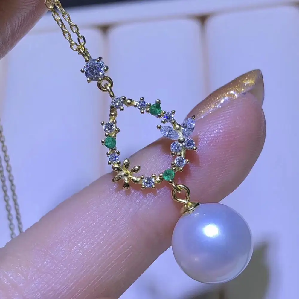 

Цепочка из серебра 925 пробы с кулоном, нефритовые камни