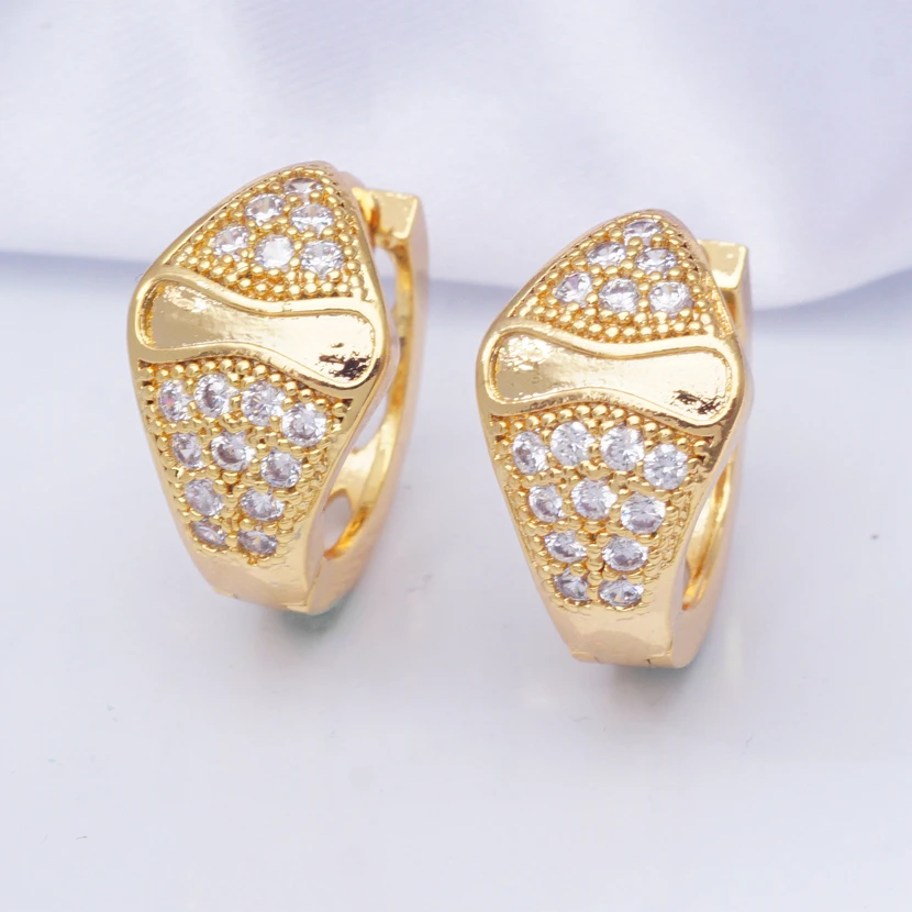 Индийские ювелирные изделия Роскошные Дизайнерские золотые серьги AAA кубический цирконий маленькие серьги-кольца для женщин новые 31 различные стили - Окраска металла: ZM0149